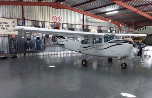 1975 Cessna T210L